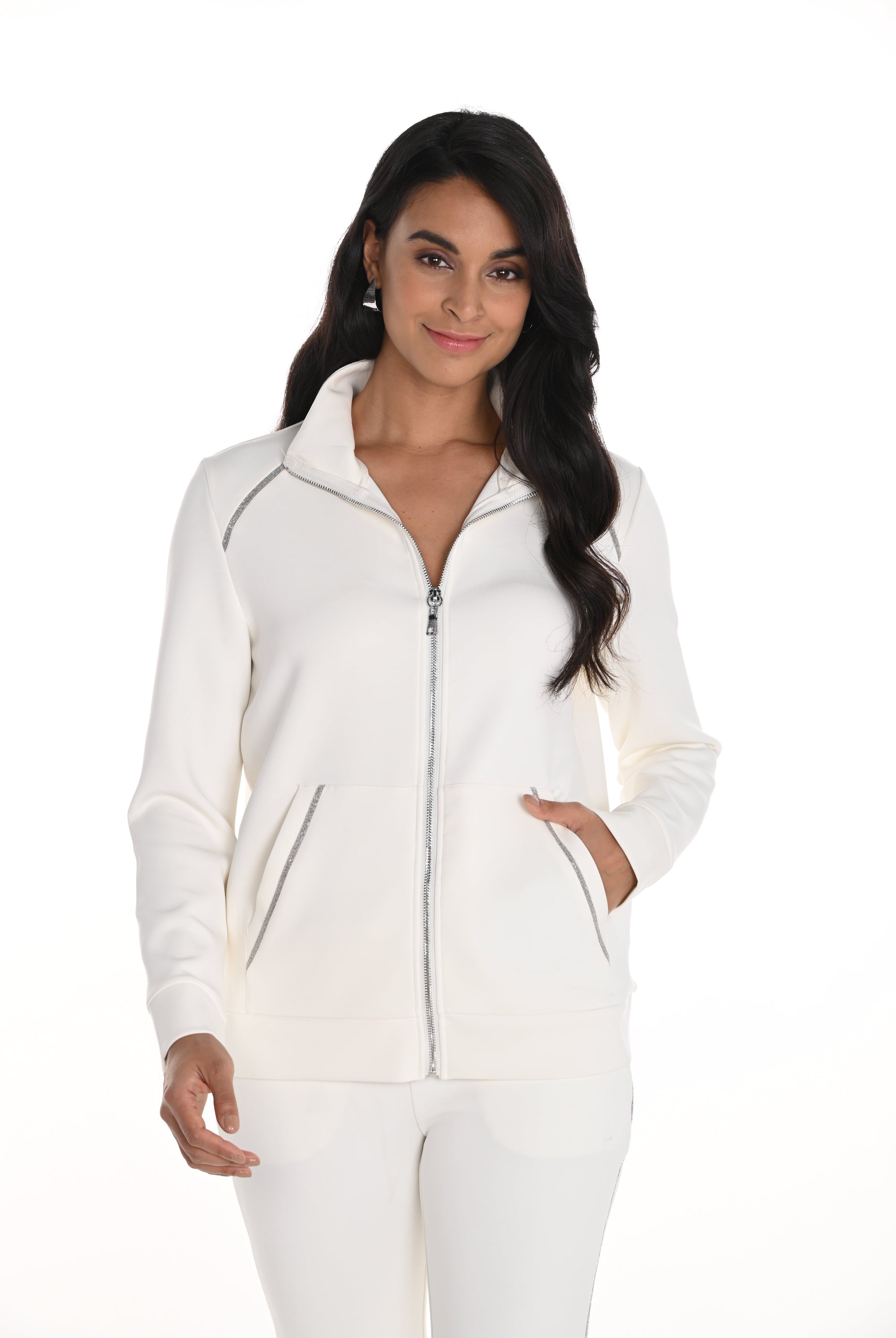 fitted-knit-jacket-white-sparkle-details-plus-size-clothing