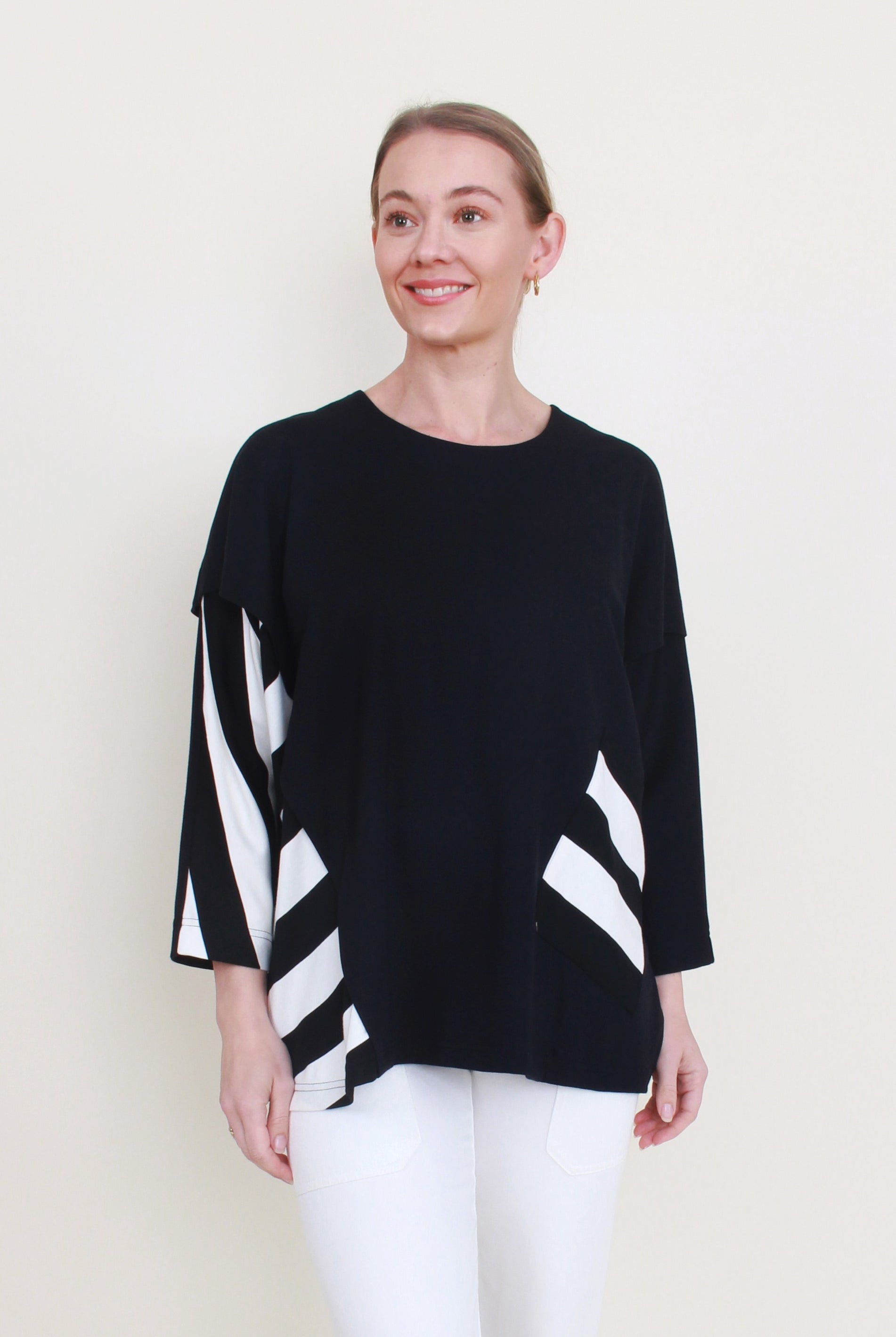 womens relaxed long sleeve sweater top black with white contrast bold stripes