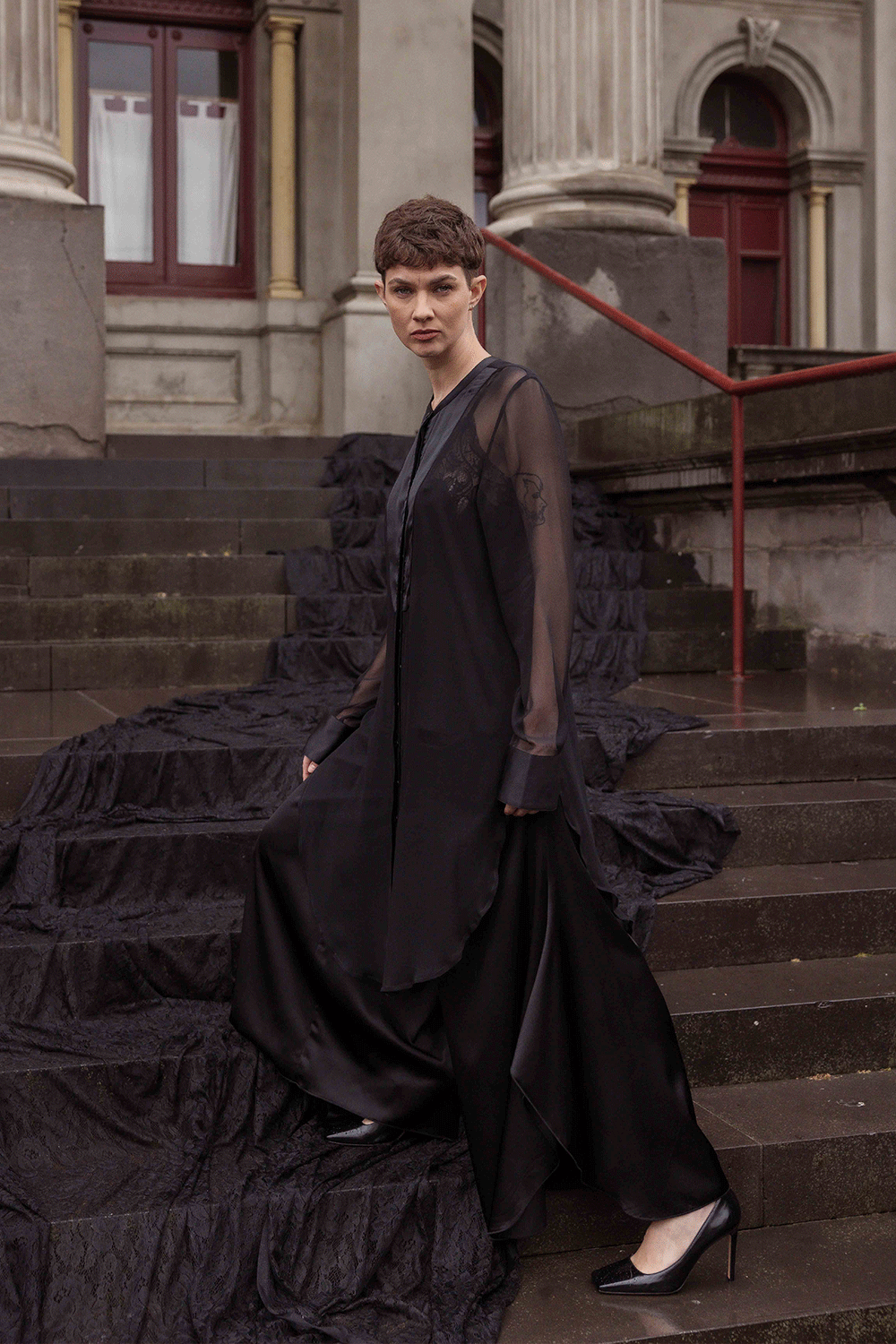 maud-dainty-bellboy-tunic