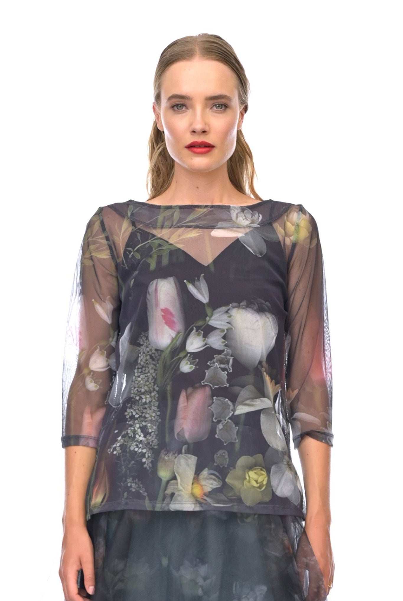 megan-salmon-tulips-tulle-audrey-tee