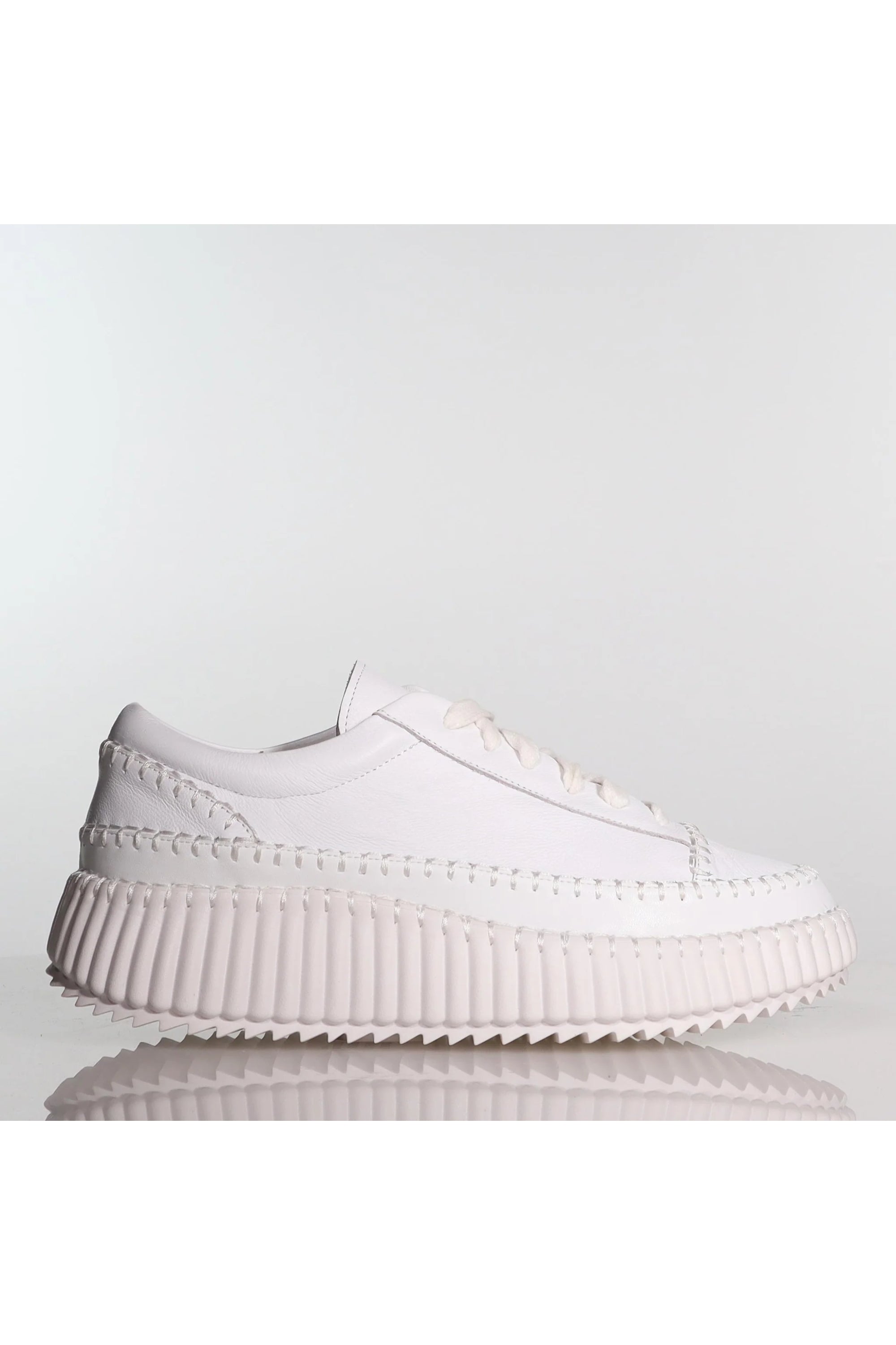 minx-platform-sneaker