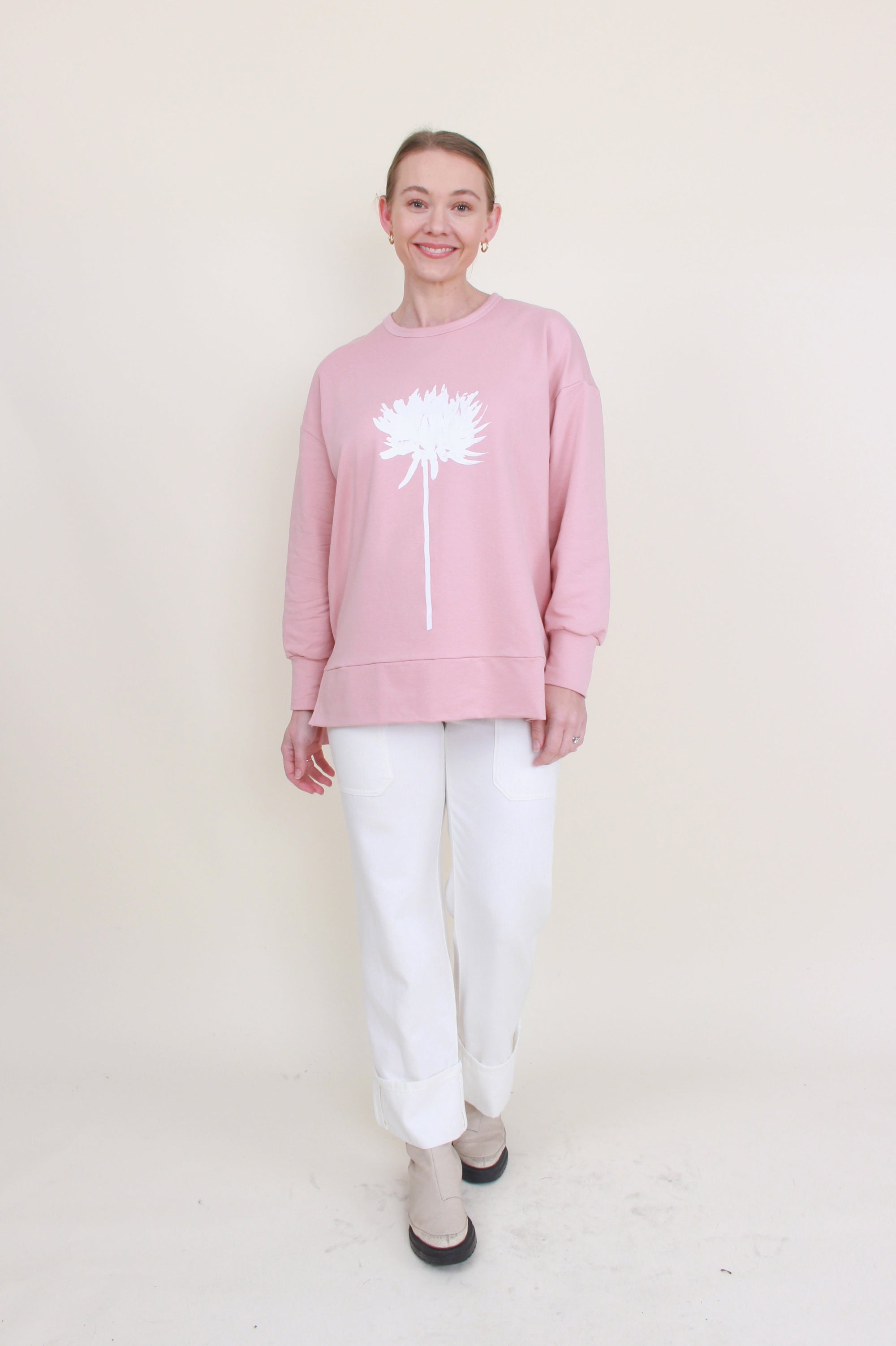 womens pull-over casual sweat with dahlia print in pink 2