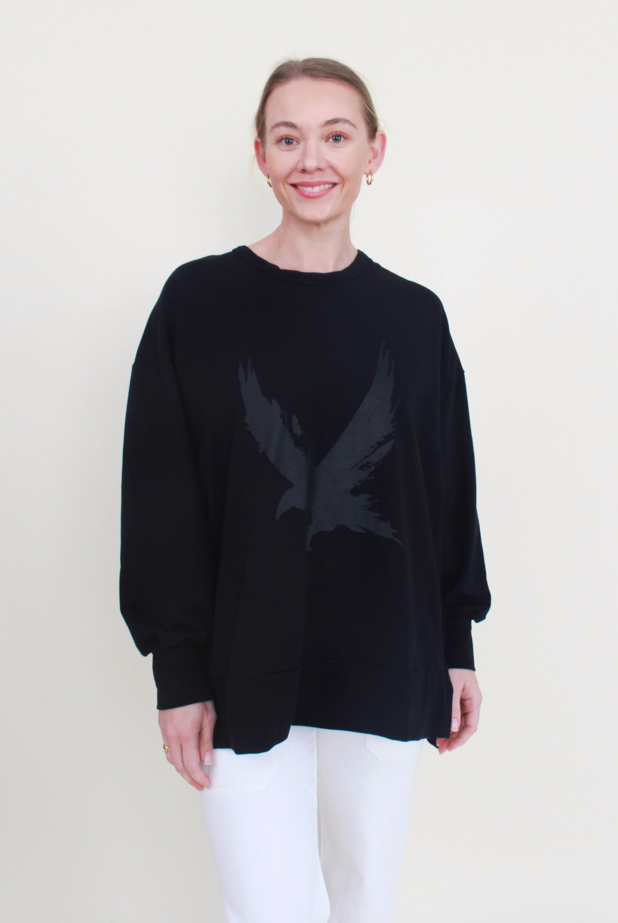 womens casual sweater with raven print black