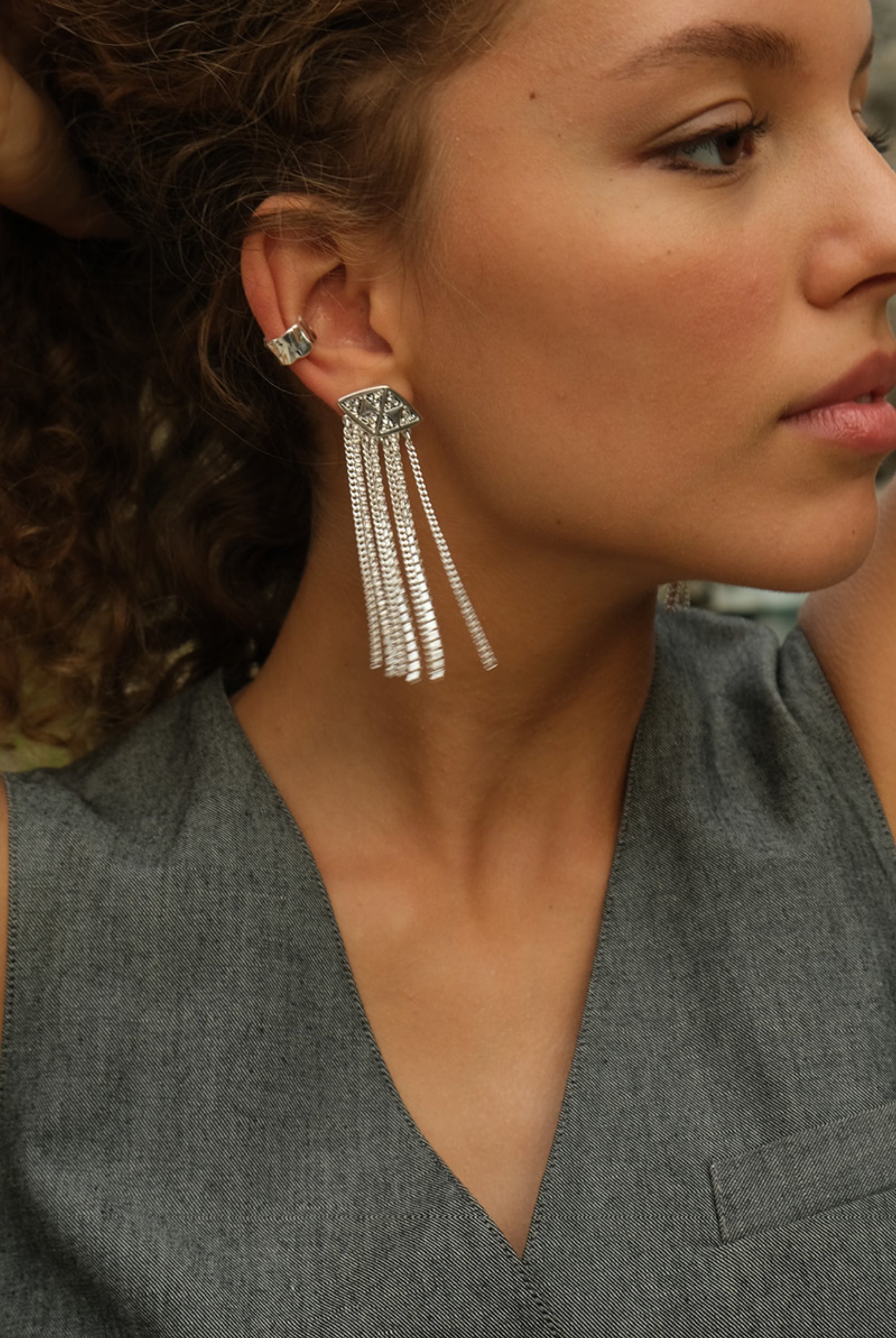 strand-drop-earrings