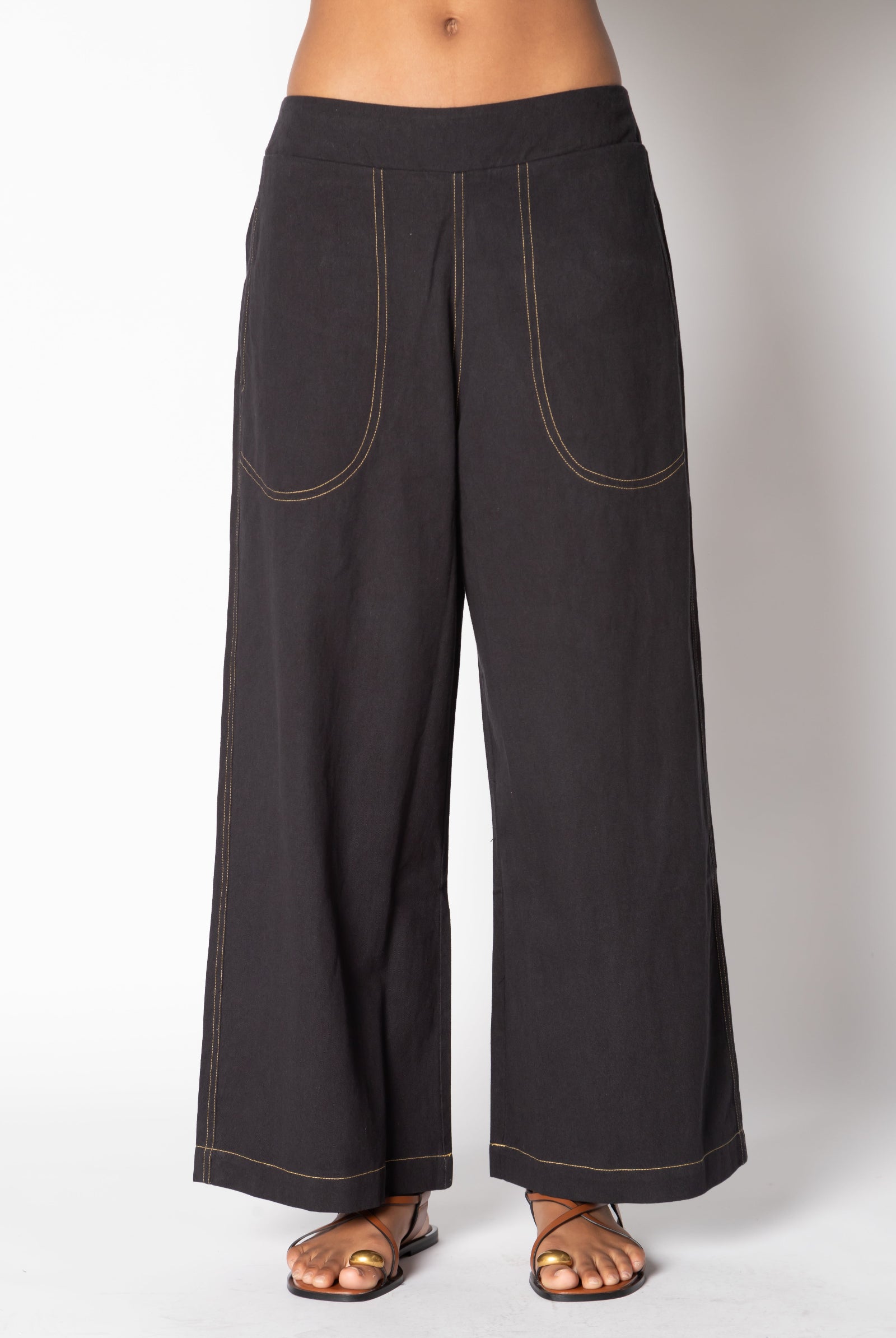 Ruby Yaya Pula Pant in black, front view showing cropped length, wide-leg cut, and flat front waistband