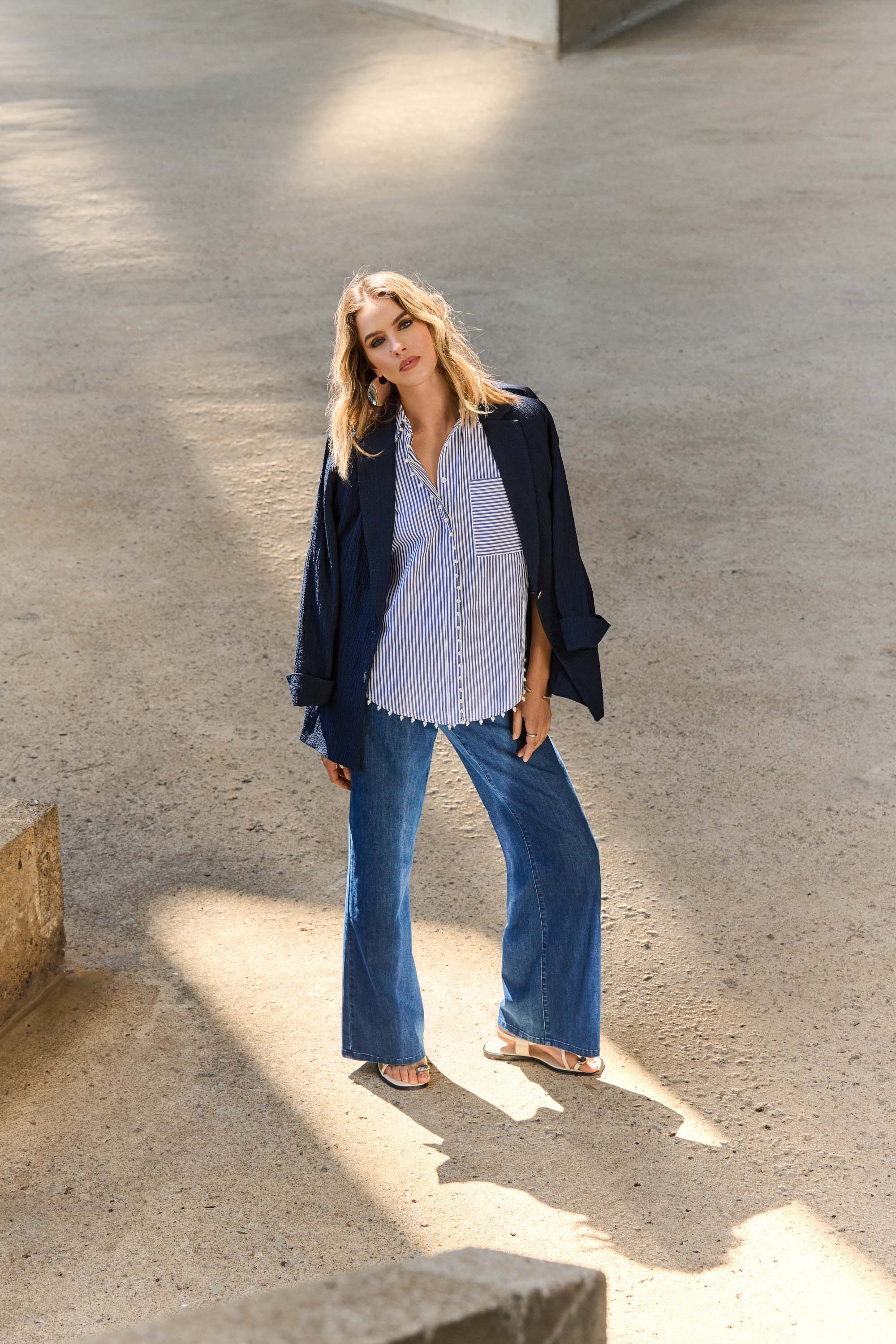 womens wide leg mid blue denim jean