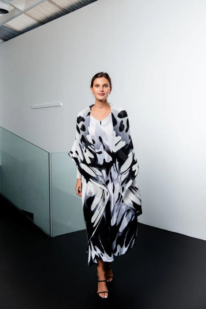 printed-pleat-fold-coat-matching-set