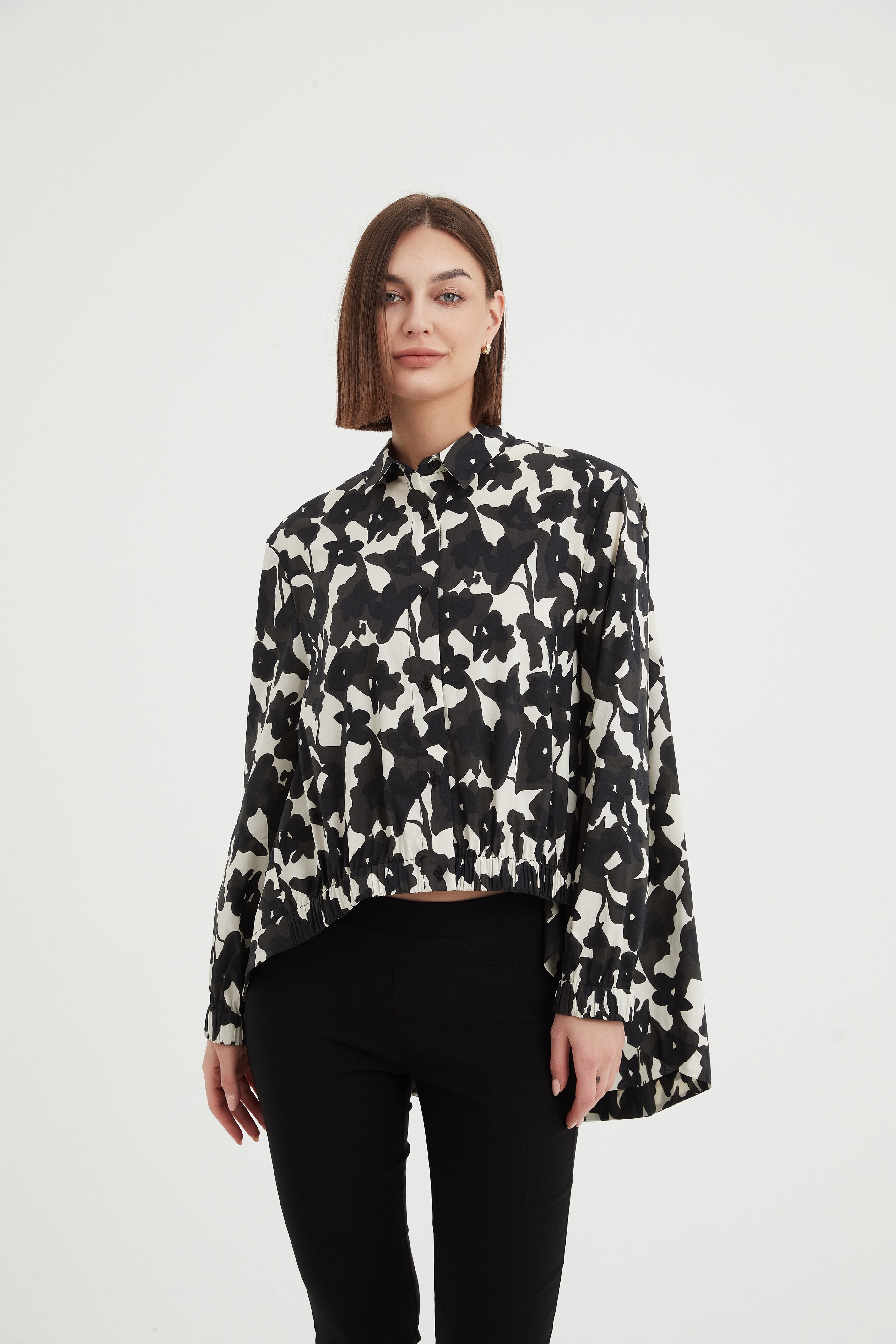 tirelli-elastic-front-hem-print-shirt