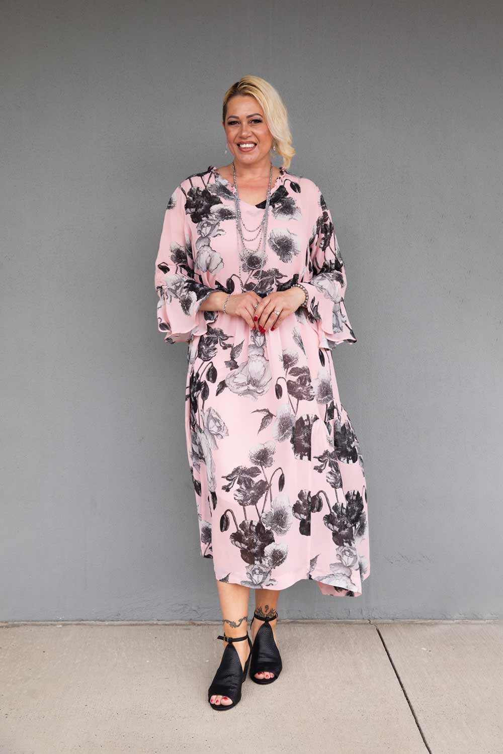 maxi-dress-floral-blush-made-in-new-zealand-plus-size-clothing