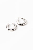 women's silver hoop earrings