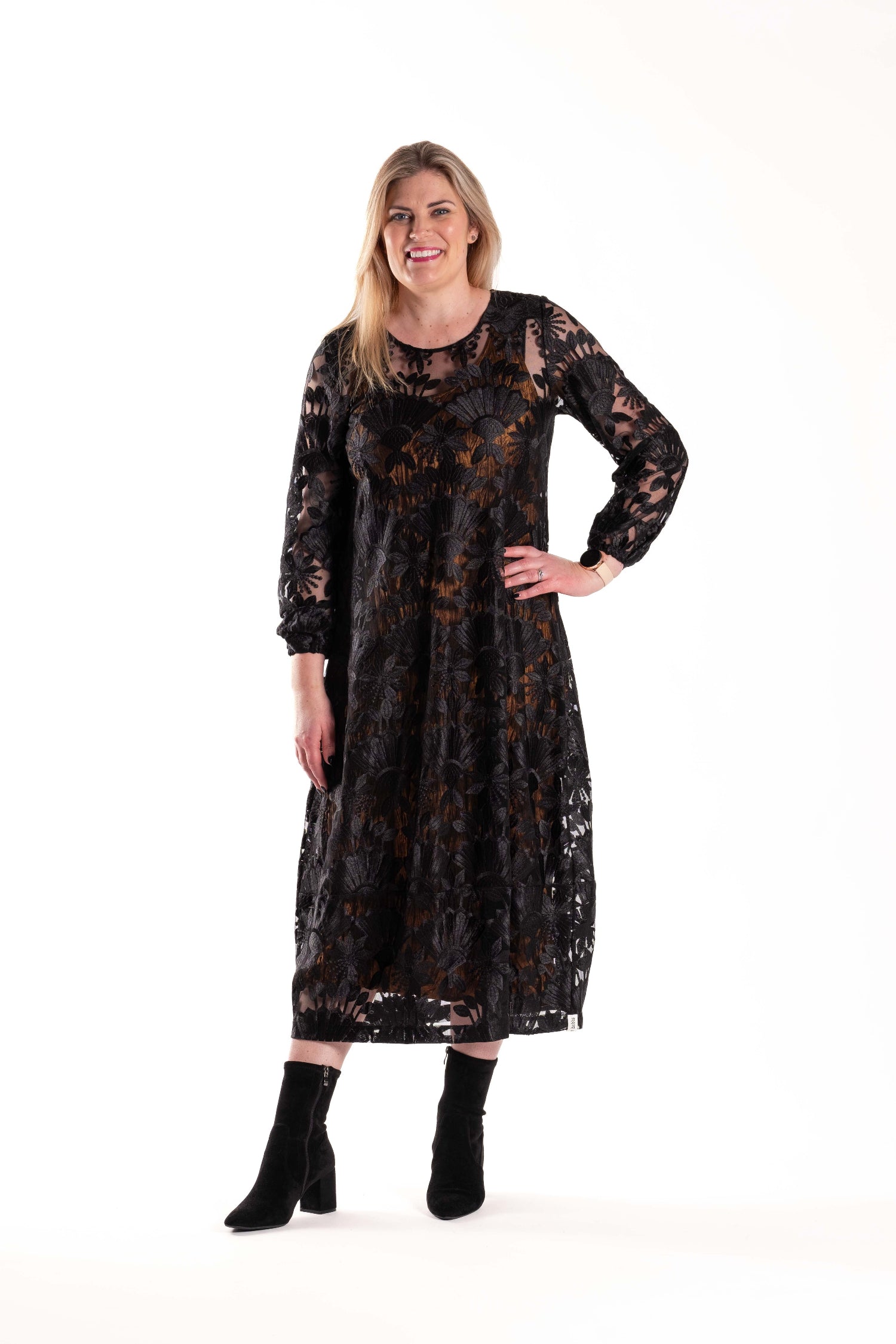 black-floral-lace-midi-dress-plus-size-clothing