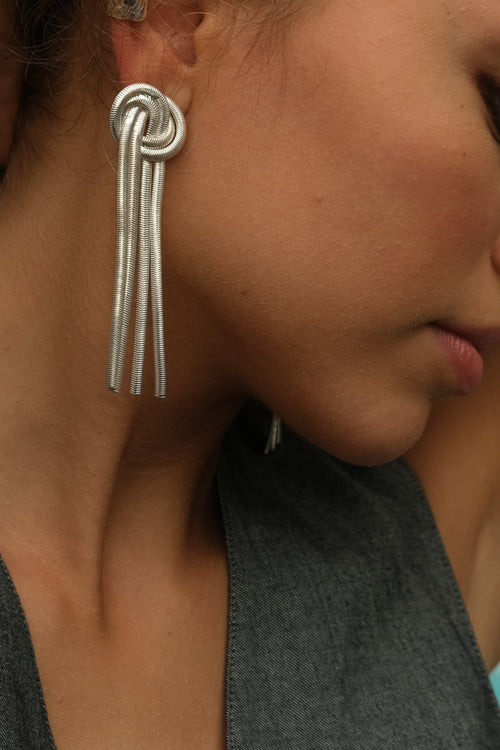 knot-earrings