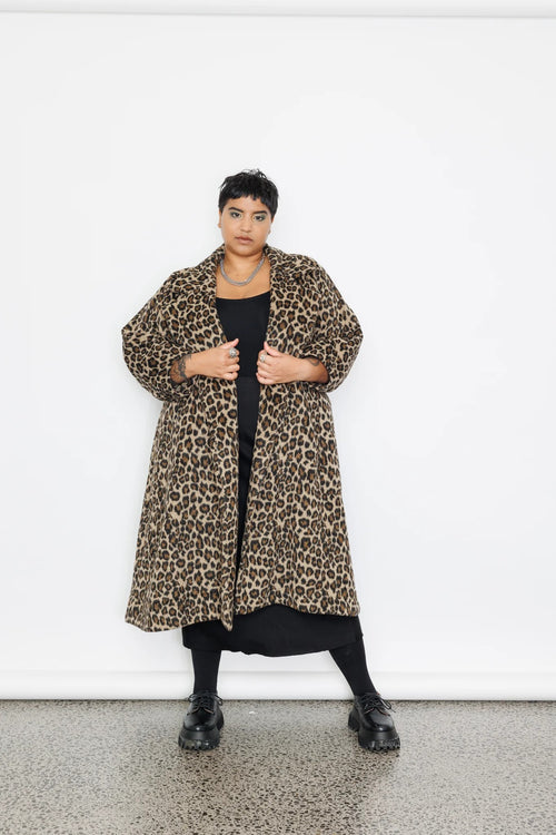 lala-cocoon-leopard-coat