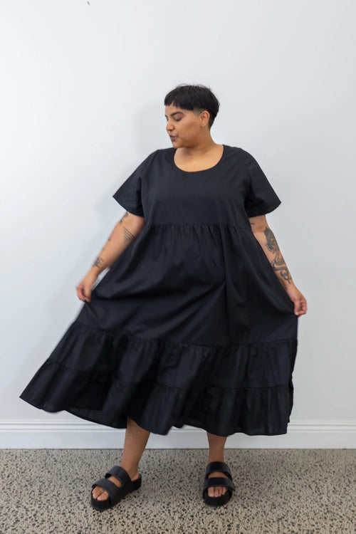 black-maxi-dress-plus-size