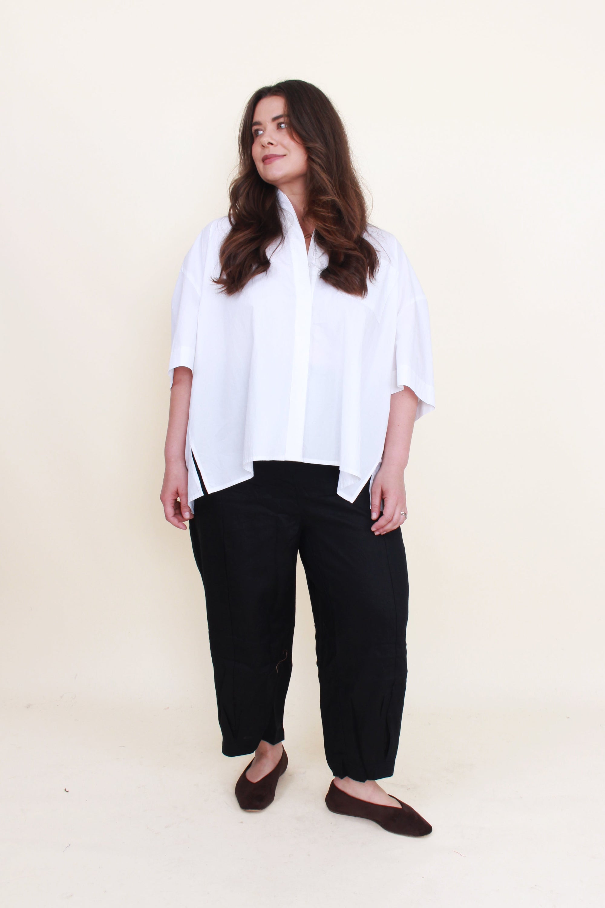 womens linen cocoon pant in black worn by model