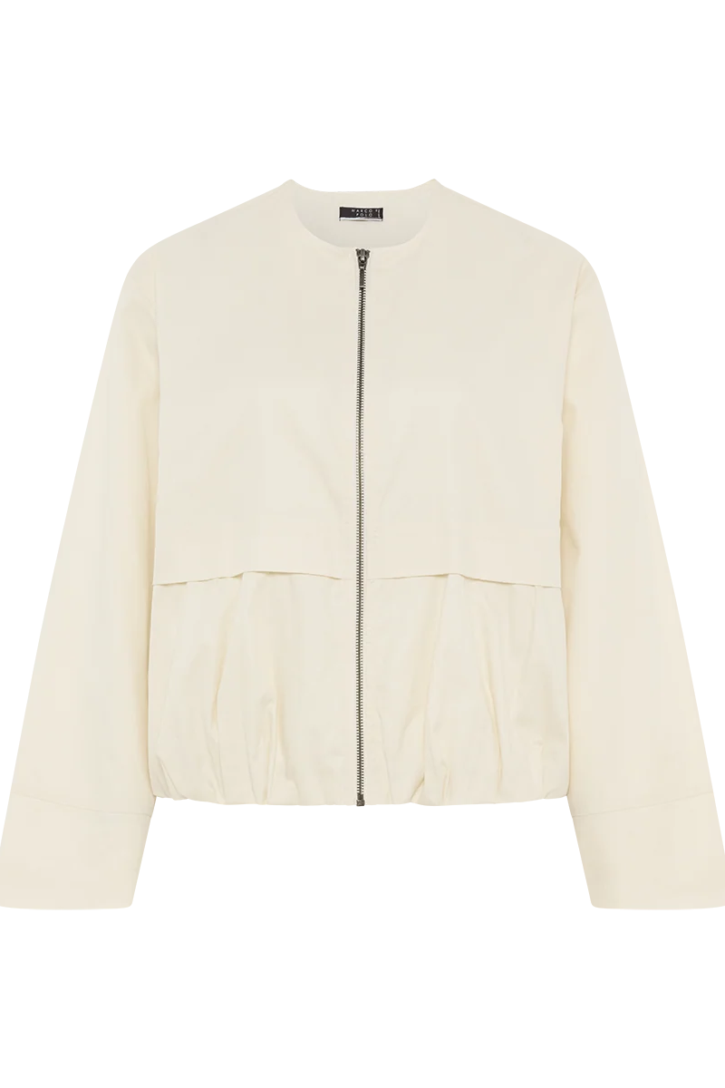 Cropped bomber jacket front. No collar and full zip. Round neckline.