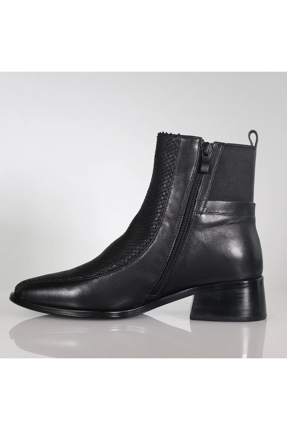 classic-ankle-boot-heel-black