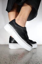 contrast platform sole slip on sneaker black and white