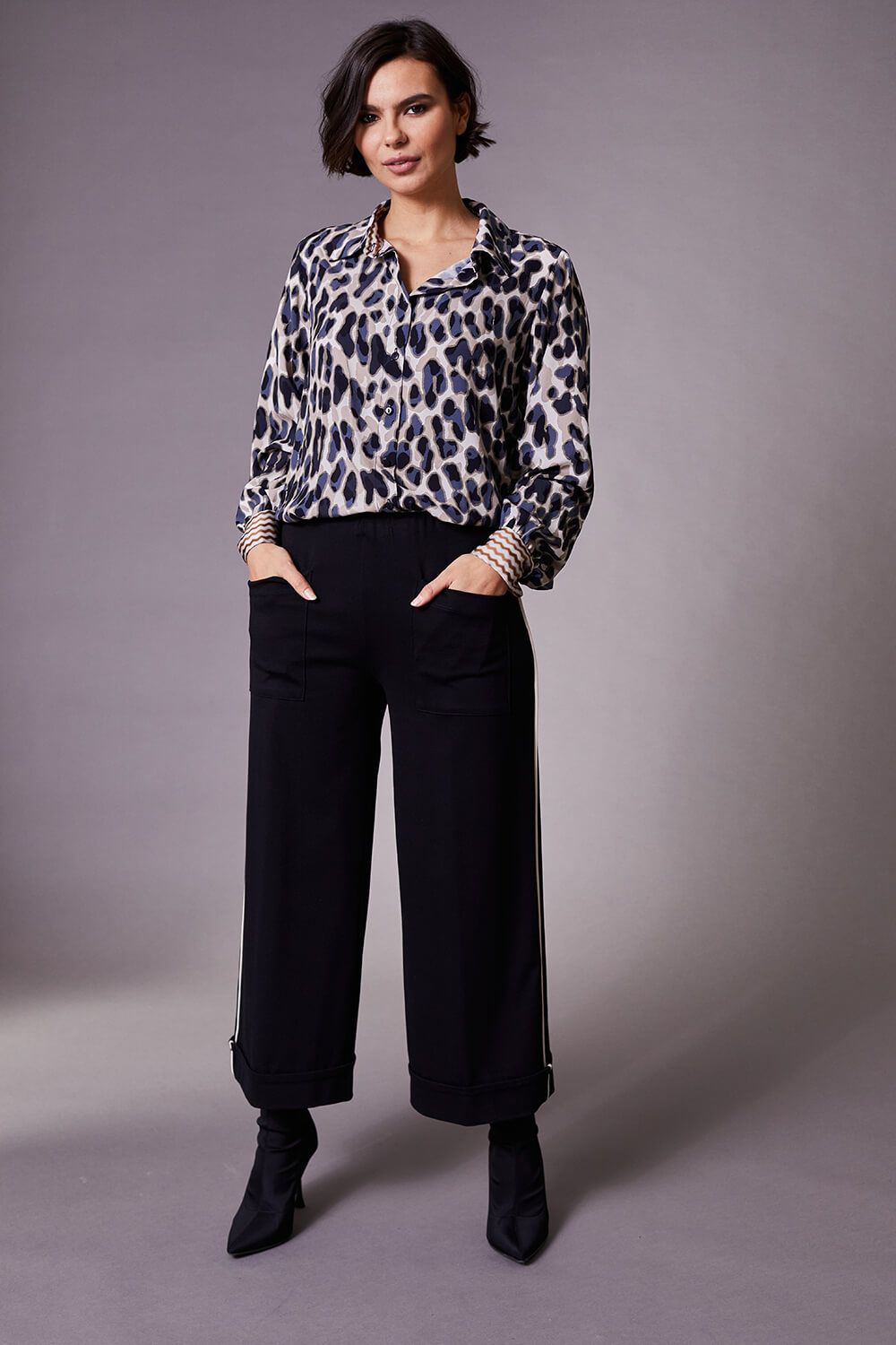 contrast-animal-print-top