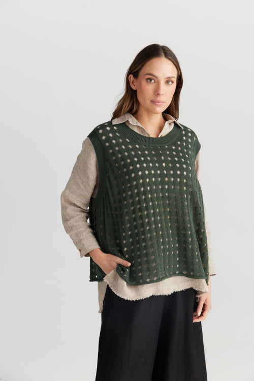 knit-vest