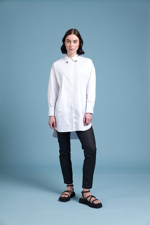 white-collar-detail-shirt